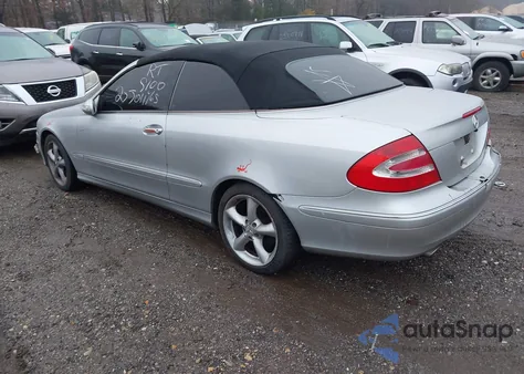 2005 Mercedes-Benz Clk 320 из США, поврежденный, VIN WDBTK65G05T048862